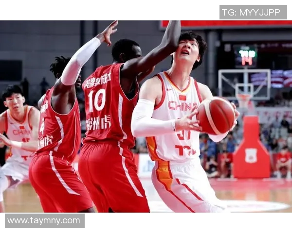 卡纳瓦罗如何通过领导力塑造球队灵魂与凝聚力